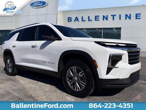2025 Chevrolet Traverse LT