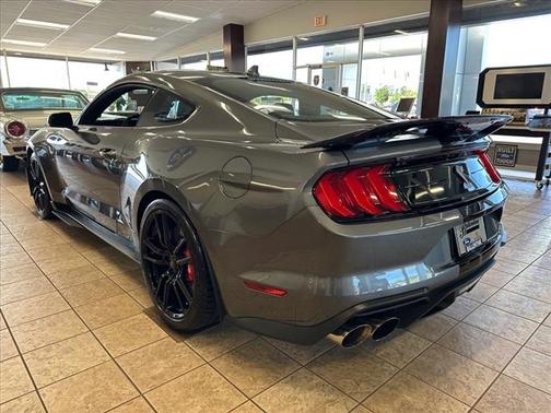 2021 Ford Shelby GT500 Base