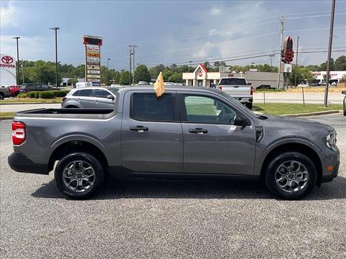 Azure Gray Metallic 2025 Ford Maverick XLT