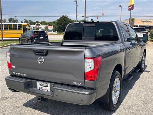 Gun Metallic (Kad) 2024 Nissan Titan SV