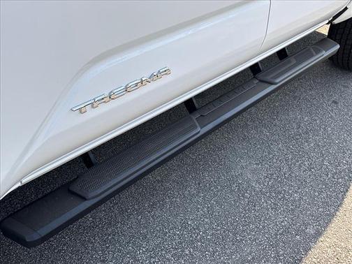 Ice Cap 2026 Toyota Tacoma SR5