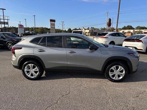 2024 Chevrolet Trax LS