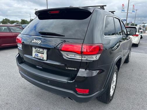 2020 Jeep Grand Cherokee Laredo