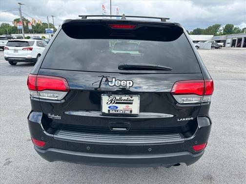 2020 Jeep Grand Cherokee Laredo