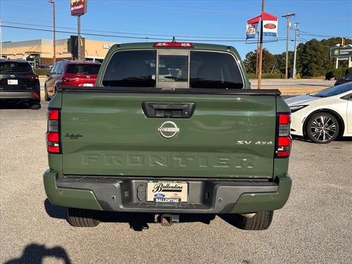 2022 Nissan Frontier SV