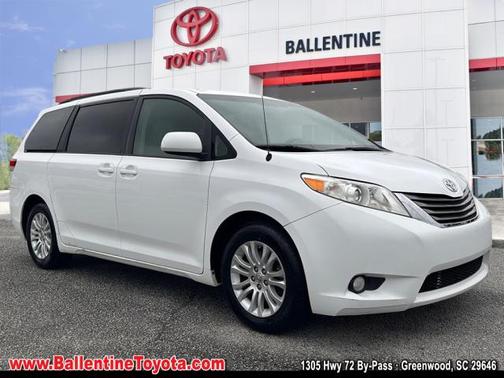 2012 Toyota Sienna XLE