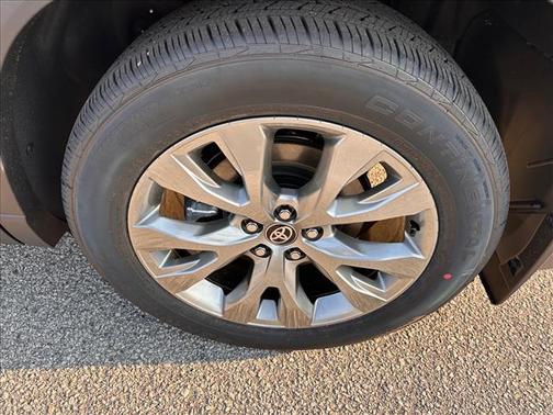 Wind Chill Pearl 2026 Toyota Grand Highlander Hybrid Limited