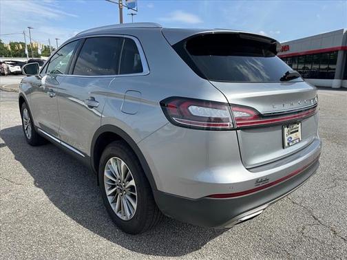 2022 Lincoln Nautilus Standard