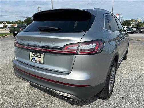 2022 Lincoln Nautilus Standard