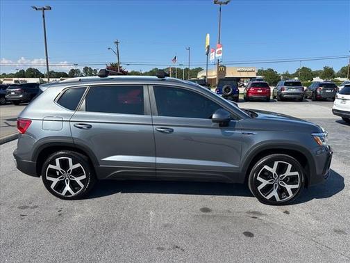 2022 Volkswagen Taos 1.5T SEL
