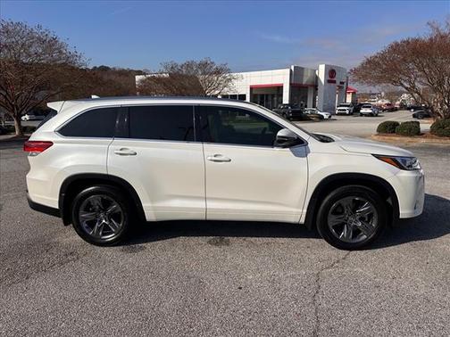 2017 Toyota Highlander Limited Platinum