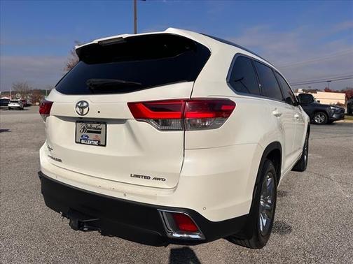 2017 Toyota Highlander Limited Platinum