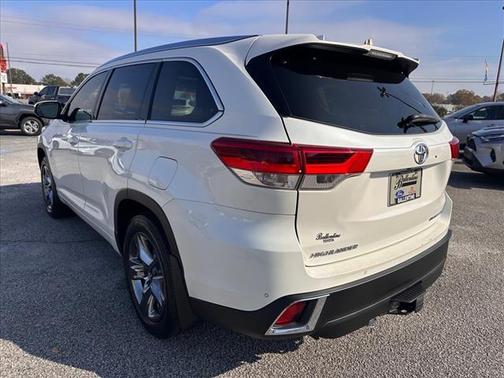 2017 Toyota Highlander Limited Platinum