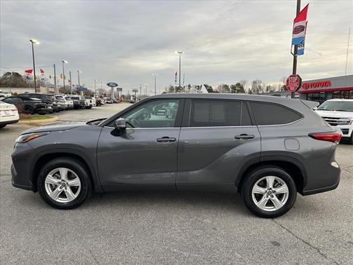 2023 Toyota Highlander Platinum