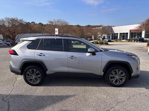 2023 Toyota RAV4 Hybrid XLE Premium