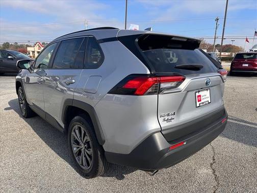 2023 Toyota RAV4 Hybrid XLE Premium