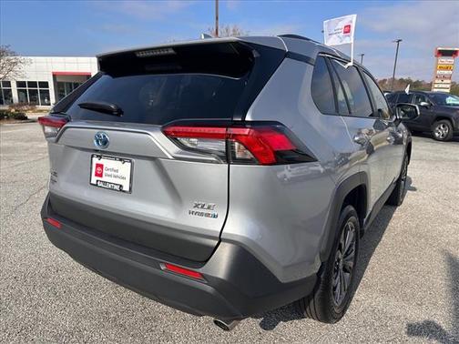 2023 Toyota RAV4 Hybrid XLE Premium