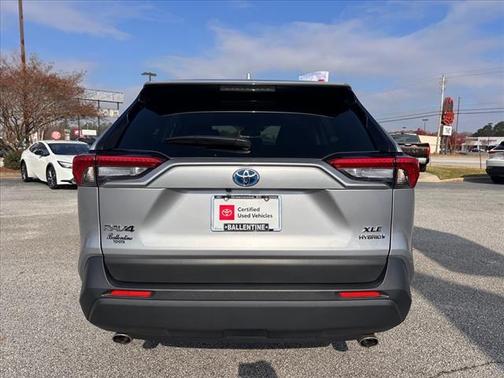 2023 Toyota RAV4 Hybrid XLE Premium