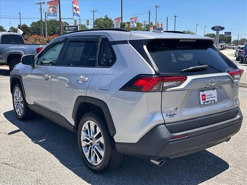 Silver Sky Metallic (1D6) 2023 Toyota RAV4 XLE Premium