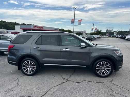 2019 Ford Explorer Platinum