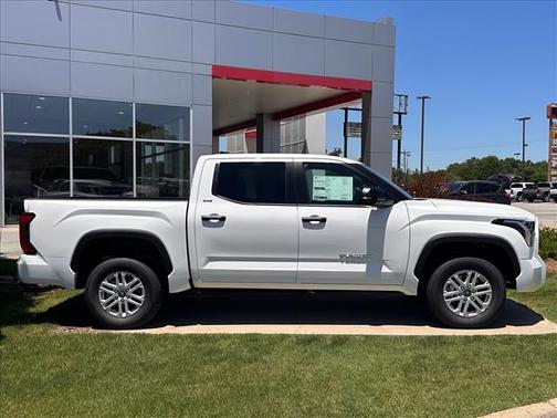 Ice Cap 2026 Toyota Tundra SR5
