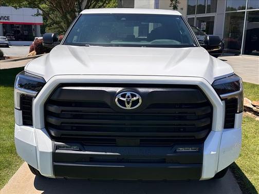 Ice Cap 2026 Toyota Tundra SR5