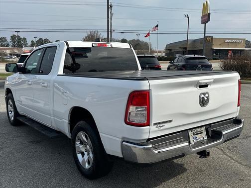 Bright White Clearcoat 2021 RAM 1500 Big Horn/Lone Star