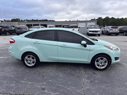 2017 Ford Fiesta SE