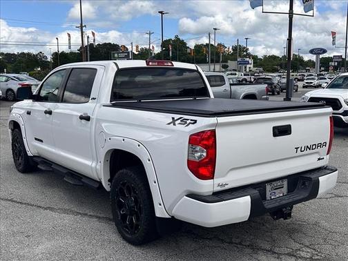Super White (040) 2021 Toyota Tundra SR5