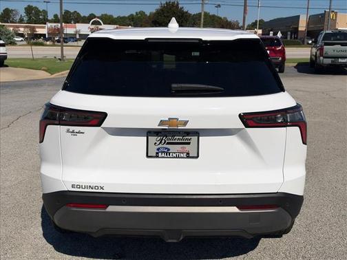 Summit White 2026 Chevrolet Equinox 1LT