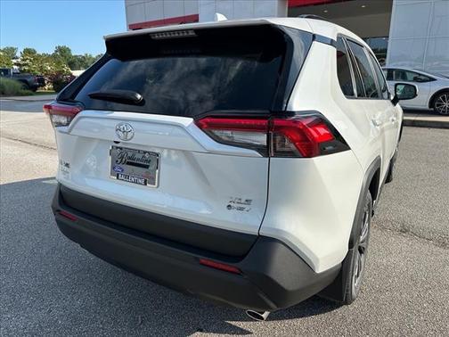 2025 Toyota RAV4 Hybrid XLE Premium