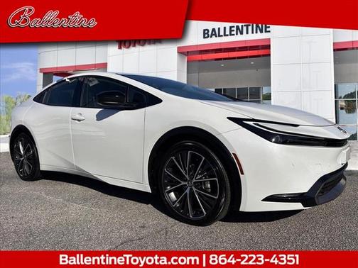 2025 Toyota Prius XLE