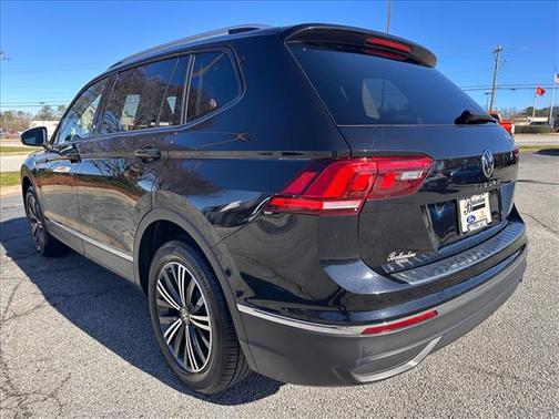 2024 Volkswagen Tiguan 2.0T Wolfsburg Edition