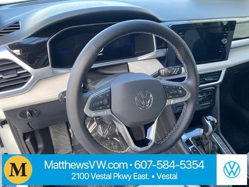 2026 Volkswagen Taos SE