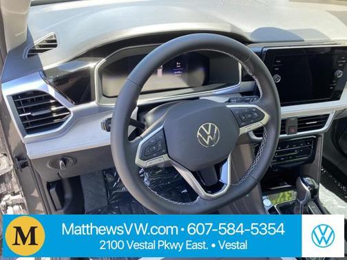 2025 Volkswagen Taos 1.5T SE