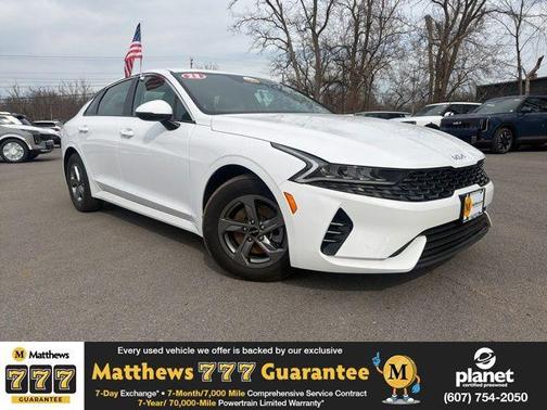 Glacial White Pearl 2023 Kia K5 LXS