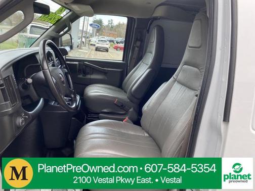 2023 GMC Savana 2500 Work Van