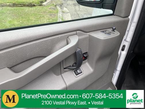 2023 GMC Savana 2500 Work Van