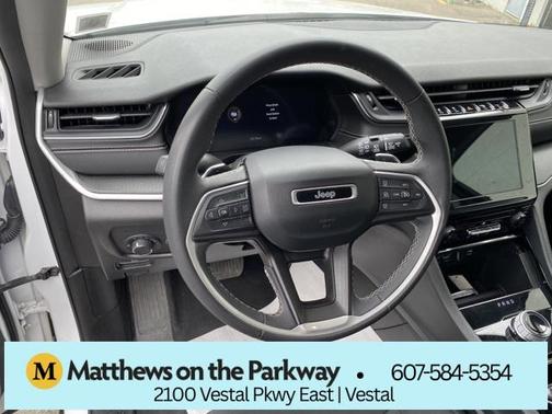 2023 Jeep Grand Cherokee L Laredo