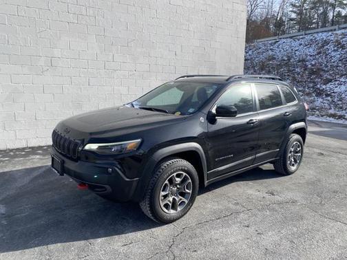 2022 Jeep Cherokee Trailhawk