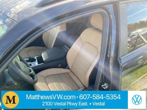 2026 Volkswagen Atlas Cross Sport 2.0T SEL