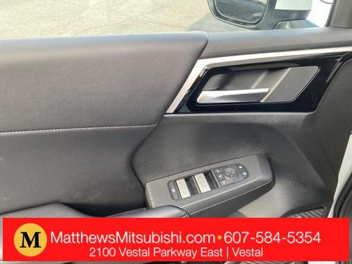 2025 Mitsubishi Outlander