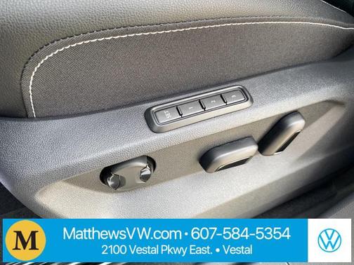 2025 Volkswagen Atlas Cross Sport 2.0T SEL