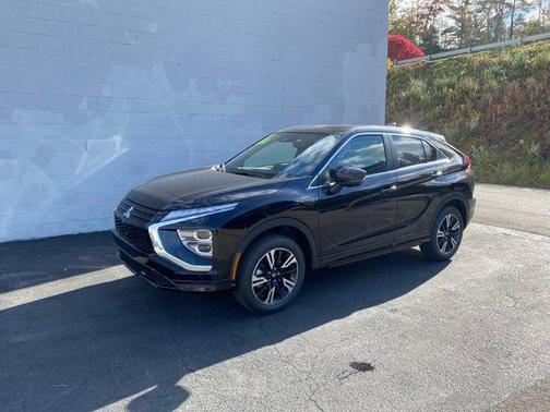 Labrador Black Pearl 2026 Mitsubishi Eclipse Cross SEL