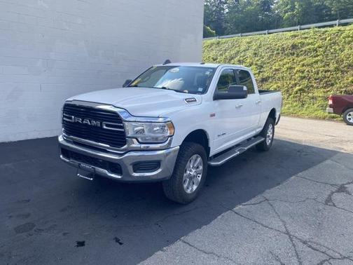 2019 RAM 2500 Big Horn Crew Cab 4x4 6'4' Box
