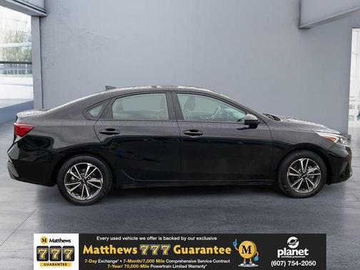 Aurora Black 2023 Kia Forte LXS