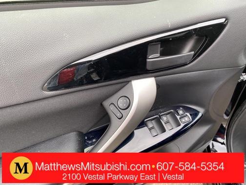 2025 Mitsubishi Eclipse Cross LE