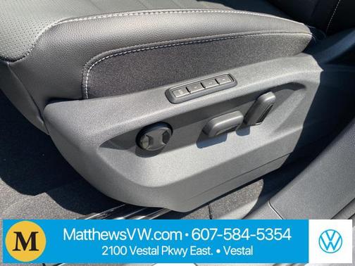 2024 Volkswagen Atlas Cross Sport 2.0T SEL