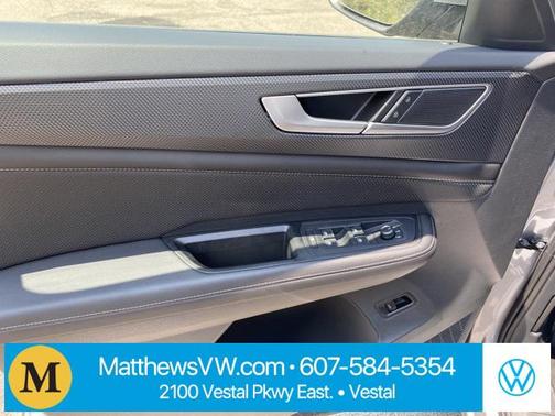 2024 Volkswagen Atlas Cross Sport 2.0T SEL