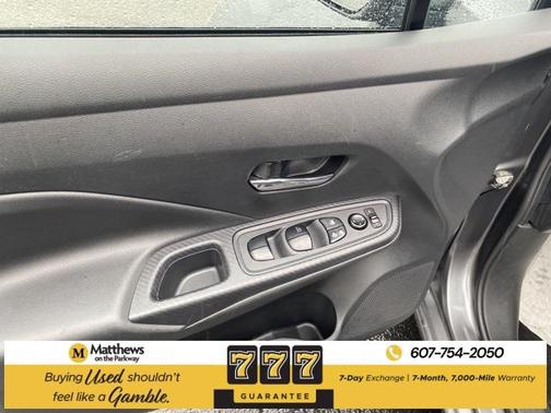 2023 Nissan Versa 1.6 SV